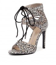 bargainbaglady's tweet photo. UP TO 50% OFF FROM #STYLETREAD // https://t.co/ov8ywiADGH // https://t.co/n9hZYoAtkp