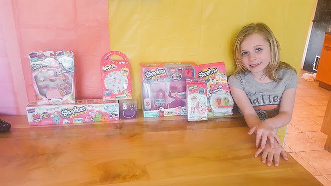 awesomeadyshow's tweet photo. Got lots of great shopkins stuff to add to my collection! @ShopkinsWorld  @Moose_Toys https://t.co/k5MJ7HZMLP