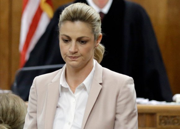 eentertainment's tweet photo. Erin Andrews wants Nashville Marriott to pay entire $55 million: https://t.co/8dPKFPcrgr https://t.co/UJa1fhJC5P