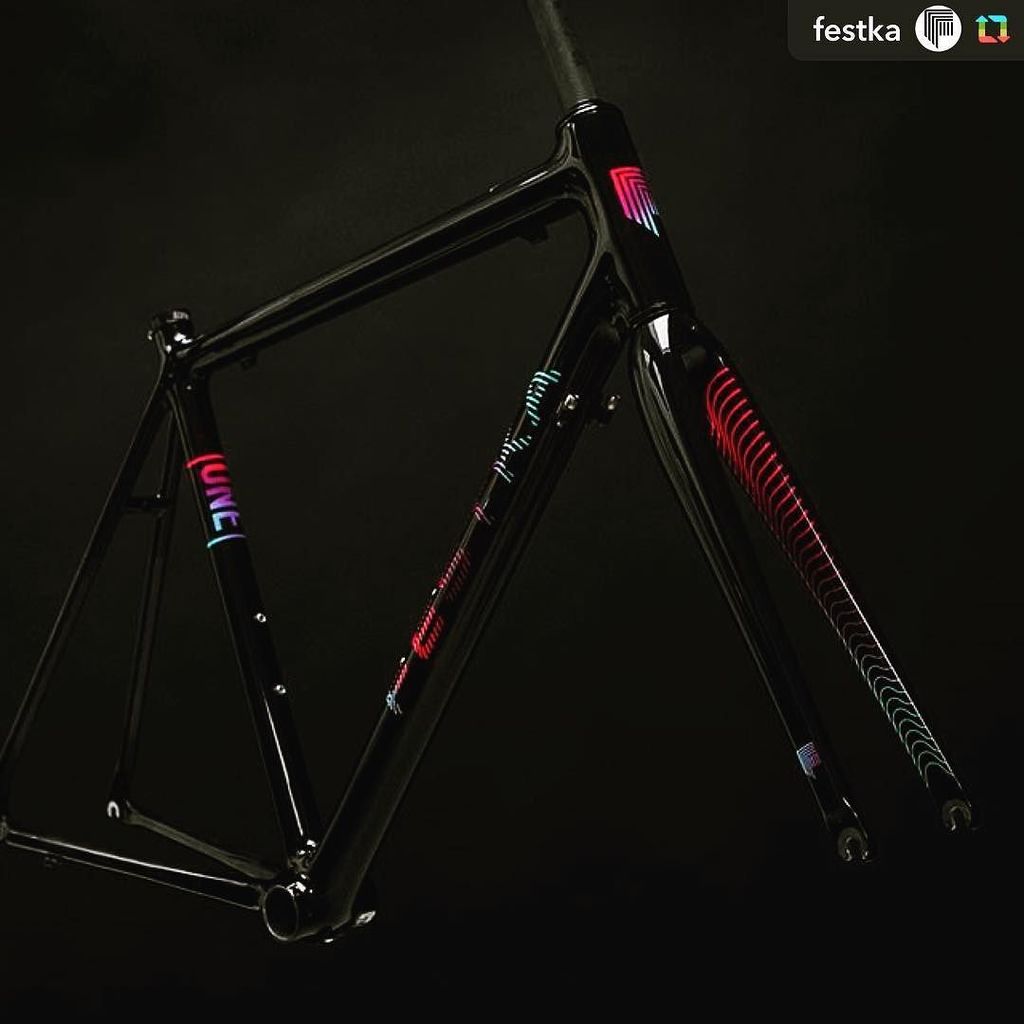 ROCKBIKES_home's tweet photo. Festka γ«γΌγγ³γγ¬γΌγ ONE
@festka:Festka ONE #Festka #festkaindividual #rockbikes #γγγ―γγ€γ―γΉ #zunoβ¦ https://t.co/rPfa7Dp33H https://t.co/vZDb54PTAX