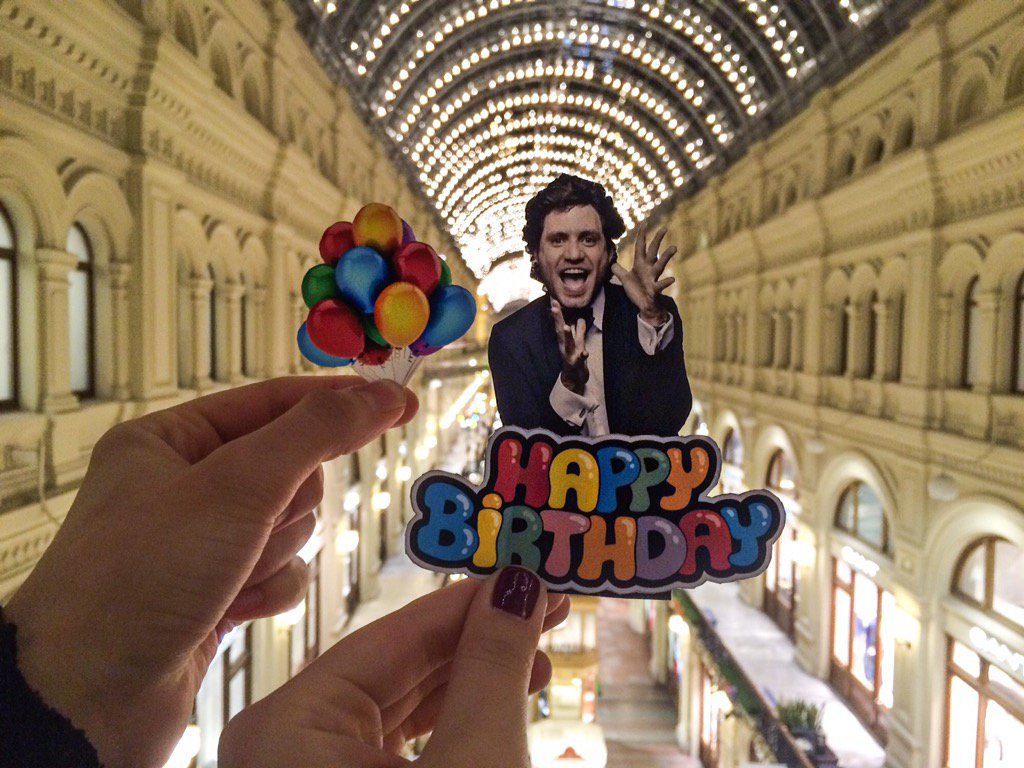 didisglair's tweet photo. @edgarramirez25 HAPPY BIRTHDAY EDGAR!❤️ 
Enjoy your birthday Moscow trip!✈️🇷🇺
Abrazos🐻❄️
#EdgarInMoscow https://t.co/LwKRqsKhTL