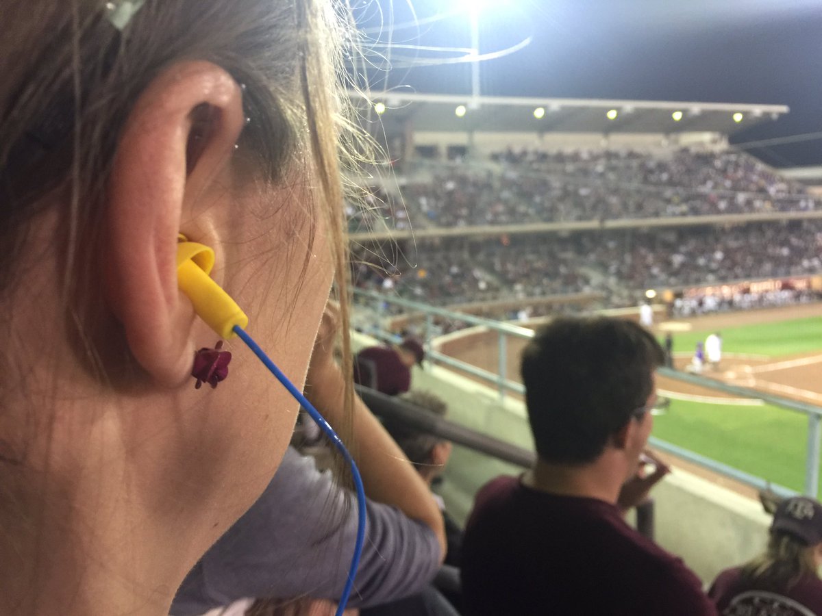 OlsenSection203's tweet photo. #203Problems https://t.co/NhW4X8LSKX