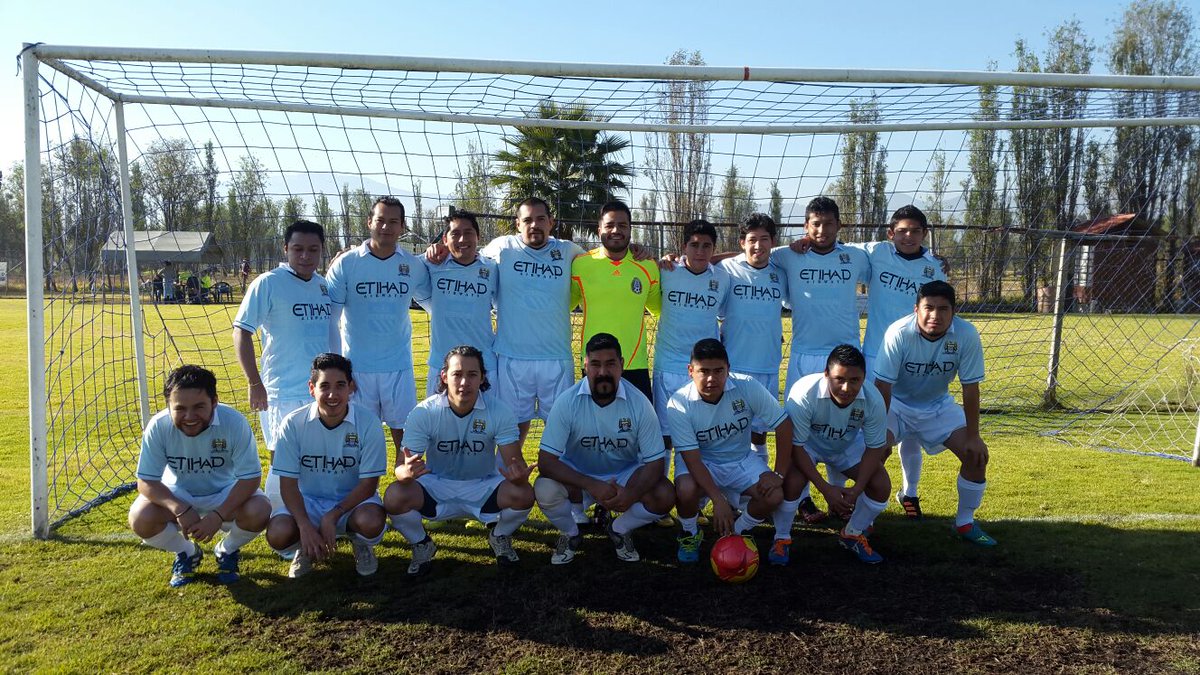 cheps8a's tweet photo. #yojuegofutbolcon  el Borussia de coapa 👍 https://t.co/feErlYURX1