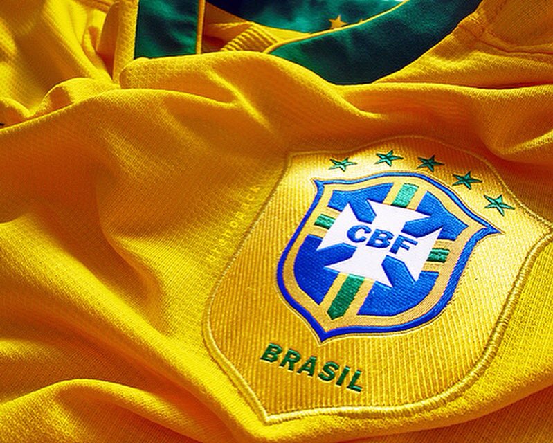 Seleção brasileira está igual ao nosso Brasil,PODRE,e não vai se classifica para copa do mundo de 2018 na Rússia