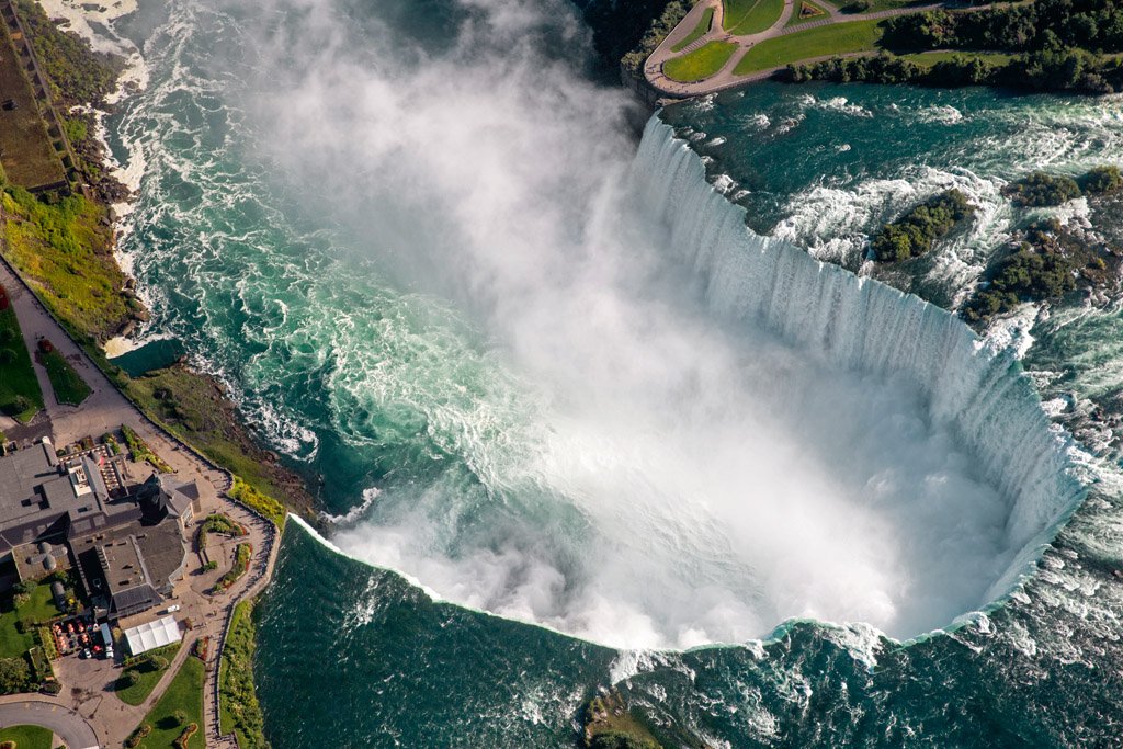 social_canada's tweet photo. National Geographic highlights four unique ways to experience the Niagara Falls. Read on…
https://t.co/IYhPrYTi6G https://t.co/pHHoW6edw8