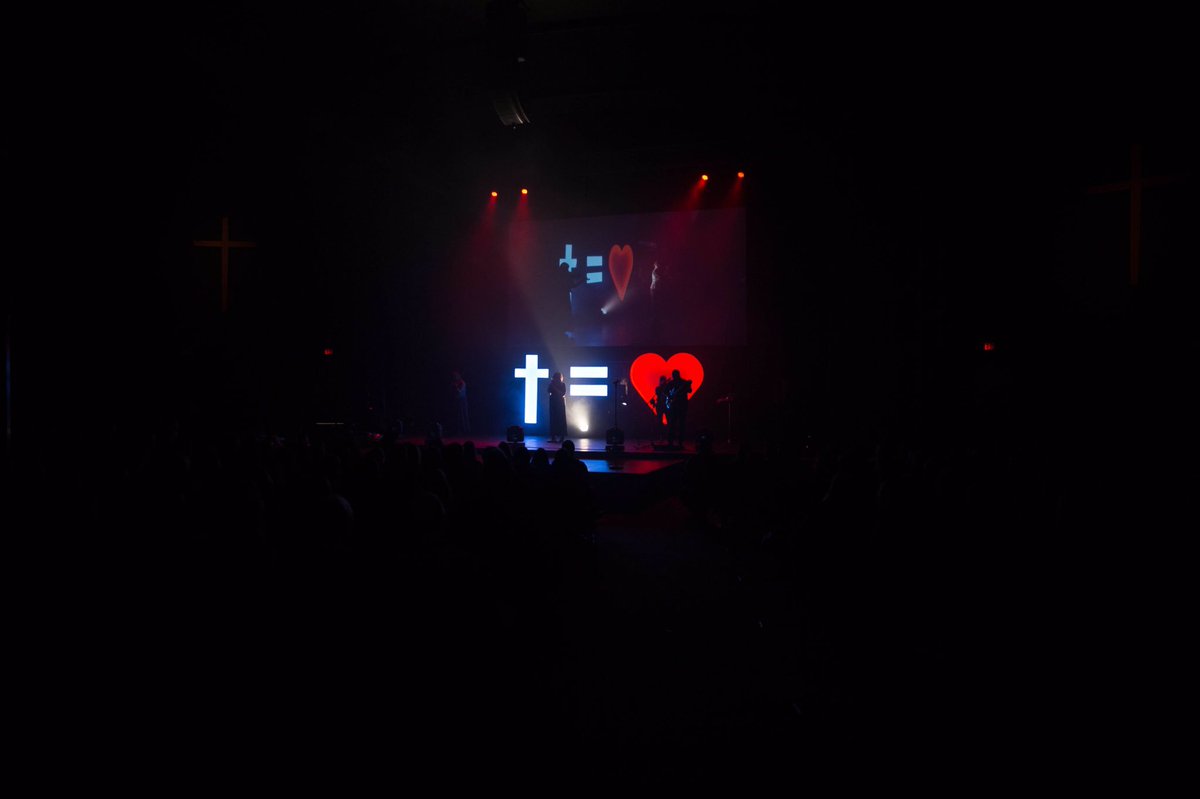 NicolasDeSarno's tweet photo. What an amazing Good Friday service!! #TheRemedyIsHere #AmplifyChurch #EasterAtAmplify @AmplifyChurchAC https://t.co/MJrwnRUy0O