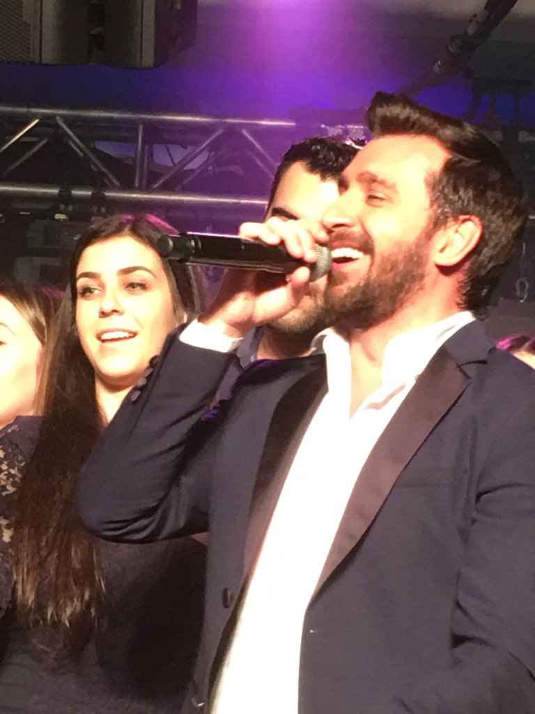 DiamondSvc's tweet photo. #SigProTO Thanos Petrelis Top Greek Artist in Toronto!!! https://t.co/msjPDIR3xM