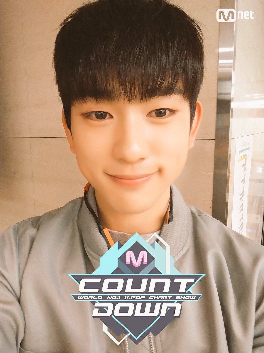 BIASHIPS's tweet image. I ship you with jinyoung~：・’゜☆