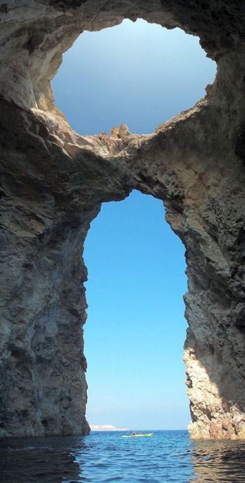 gigiosophy's tweet photo. #Malta #BeachObsessed 💙 https://t.co/5BpaiYP9Tu