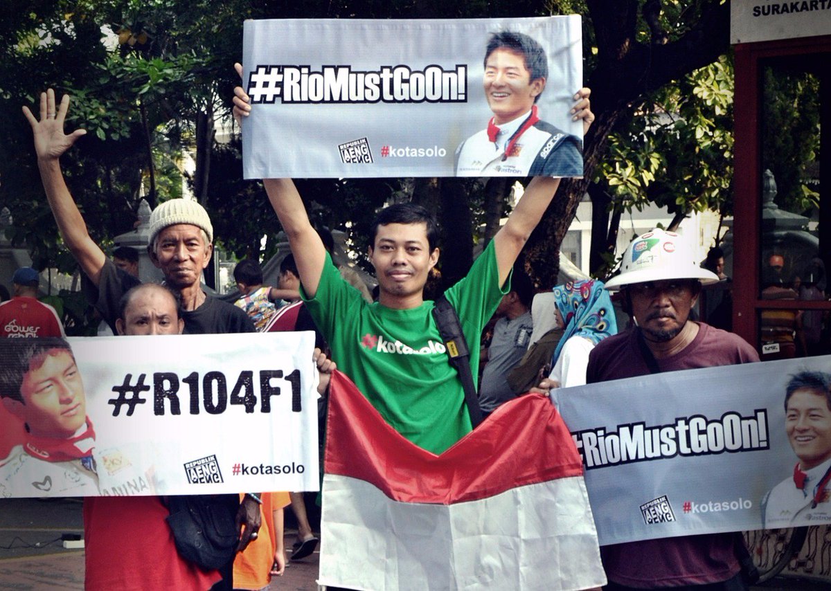 Selalu support <a href="/RHaryantoracing/">Rio Haryanto</a> jadi yang terbaik | #ApaKabarRio #AyoDukungRio #RH88 <a href="/liputan6dotcom/">LIPUTAN6</a> <a href="/OPPOIndonesia/">OPPO Indonesia</a>