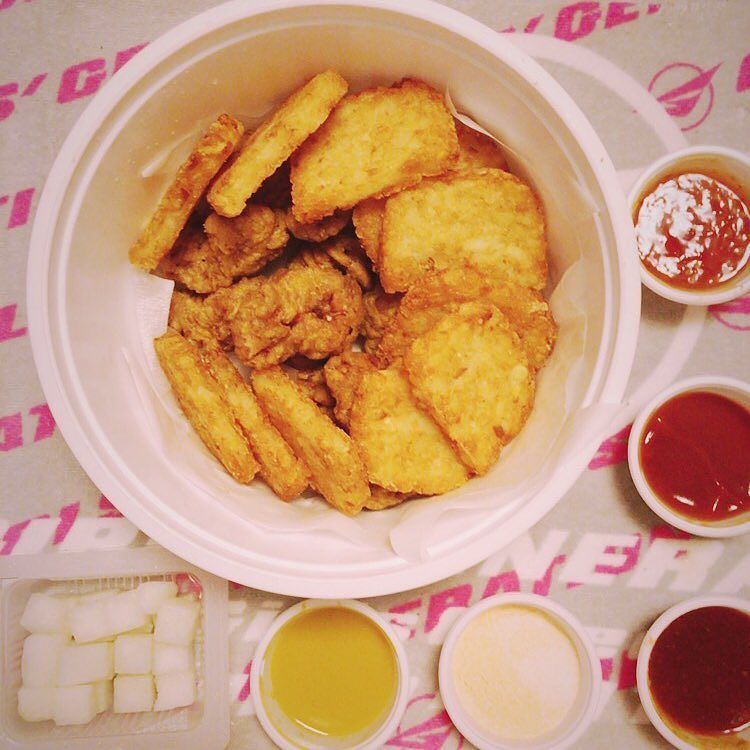 [svnnynight ]토요일 저녁은 치킨..❤️ (일인용세트 짱짱맨) ift.tt/1RrKHbq