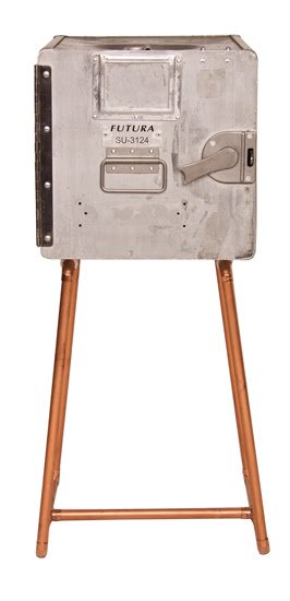 UpcycledUpdate's tweet image. #Midcentury #Upcycled #FlightBox sidetable @TheOldCinema bit.ly/PnwtOK  fb.me/YpJ3Fk5o #furniture