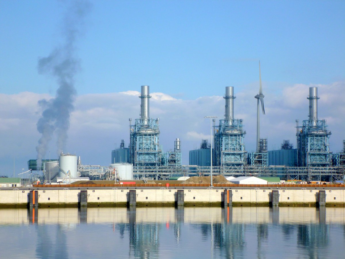GroeneCourant's tweet photo. Nuon en TU Delft willen van gascentrale 'superbatterij' voor opslag groene stroom maken https://t.co/7uKOhVAP0Y https://t.co/RhYhdsB87d