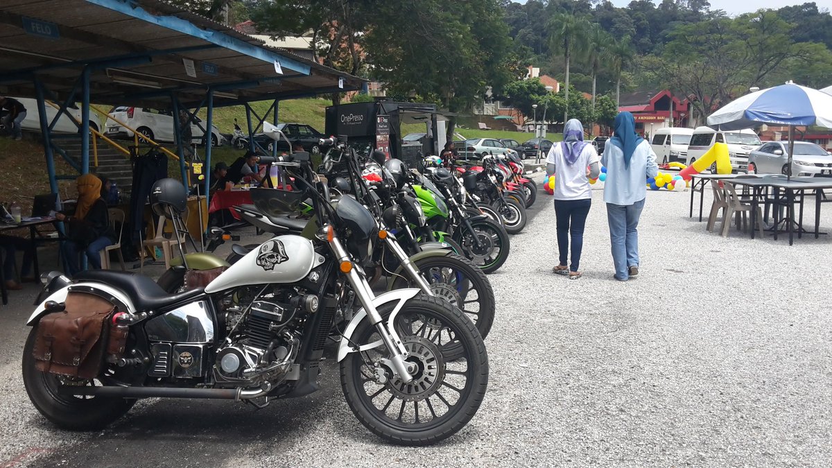 ABC_ukm's tweet photo. [LIVE UPDATE]
PAMERAN MOTOR BESAR
#dsoulbradaz #kab #ukmbangi #hanyadiabc16 #abc16 @UKMtwt https://t.co/TNzN8wkMvT