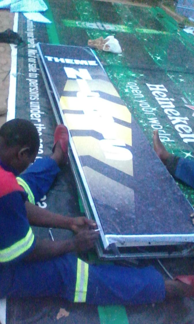 Signage and printing on progress 2016