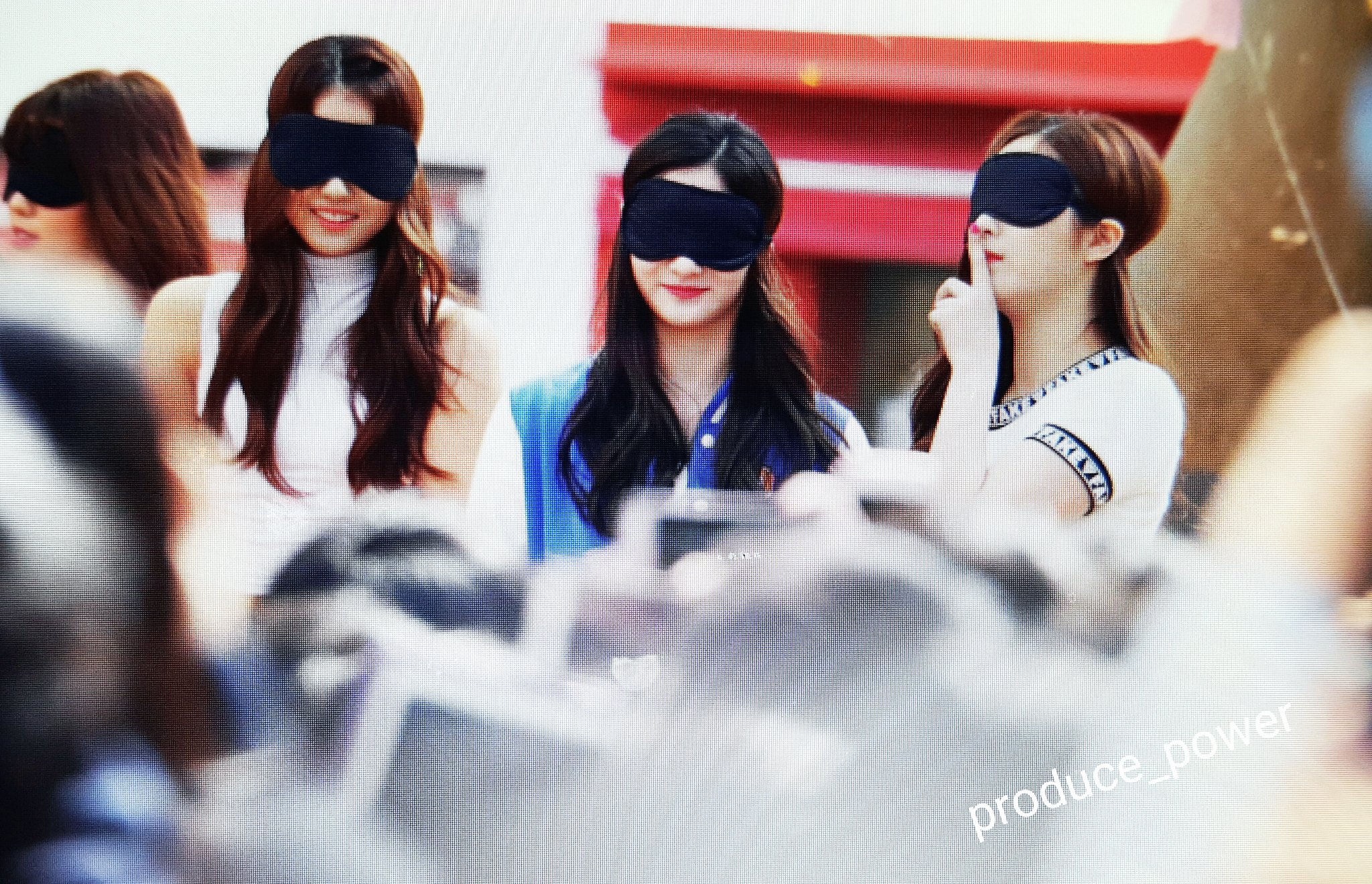 CedFyHJWAAANA98.jpg:orig