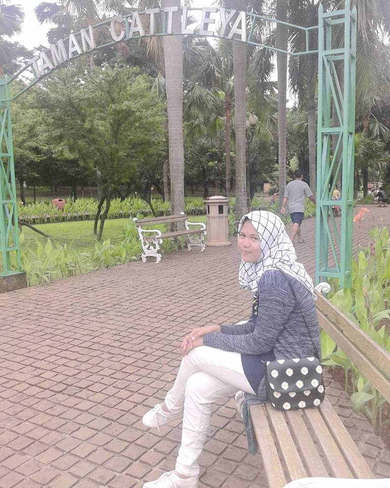 nhing24_ tweet picture