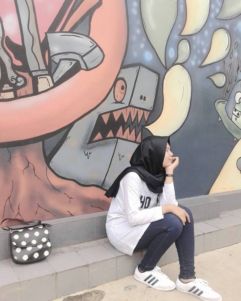 nhing24_ tweet picture