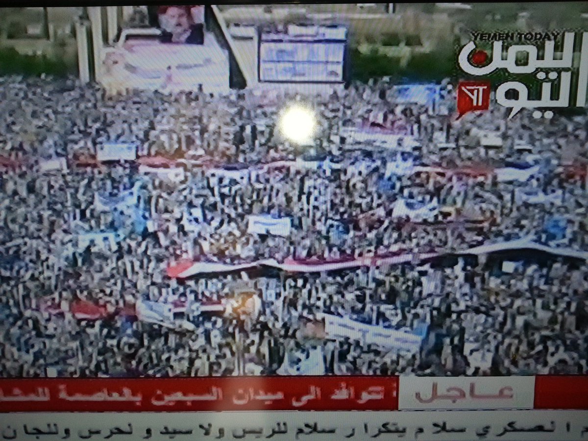 Justlames123's tweet photo. الشرعيه يادول التحالف هي شرعيه هذا الشعب الذي خرج اليوم رافضاً لهاديكم ولعدوانكم الغاشم اين اعينكم افلا تبصرون https://t.co/810SeQb6bk