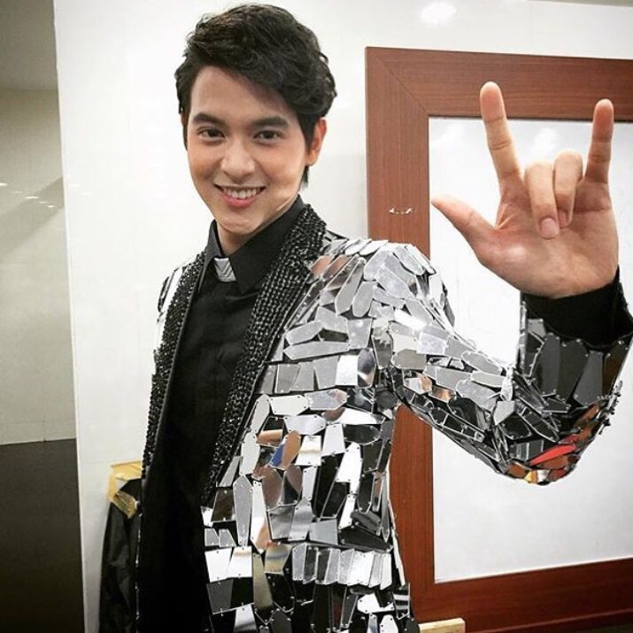 พร้อมกันไหมครับ ;) ขอบคุณภาพจากป้าแจ๋วคร้าบ 💚 #46lovemission