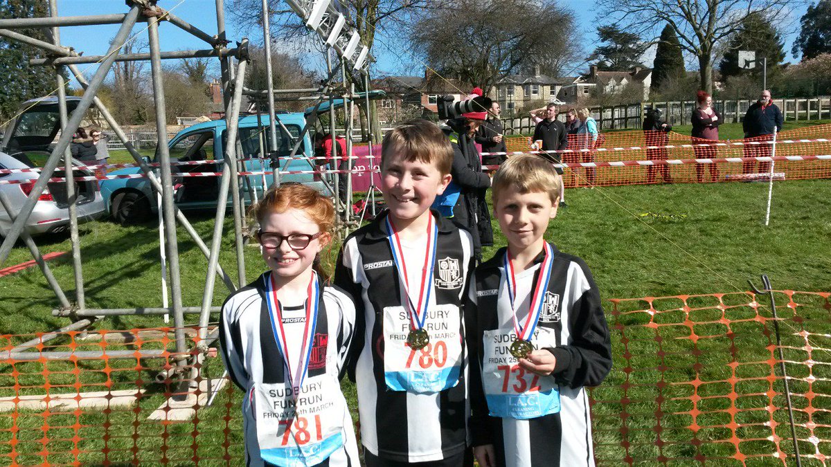 Clairerooke74's tweet photo. 3 from the colts after completing the sudbury fun run. @ColtsLong https://t.co/jC4mwvDE7O