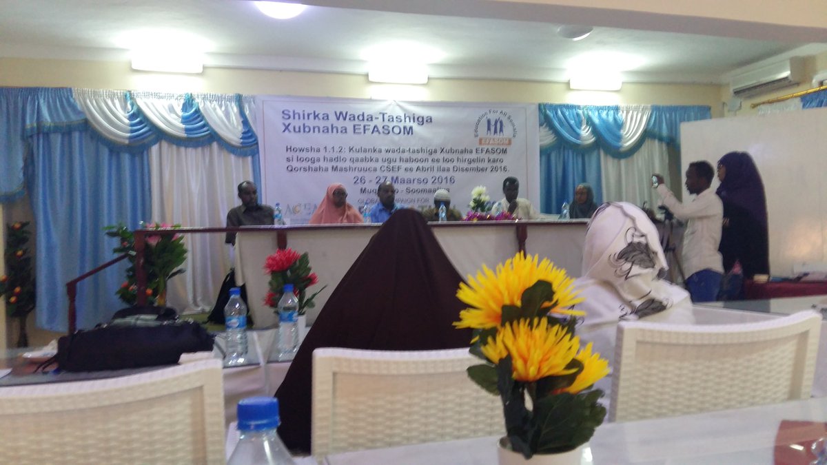 HassanIstiila's tweet photo. #Consultive meeting for #EFASOM members at Mogadishu in Somalia now https://t.co/I8OcR3VRHp