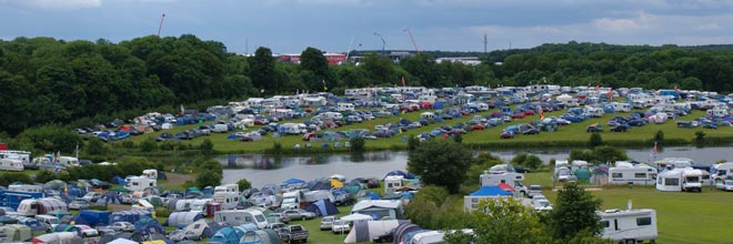 WhittleburyCamp's tweet image. Camp Bliss!
Lakeside setting, plenty of bars, live music, short stroll to #Silverstone
... Need we say any more!
#F1