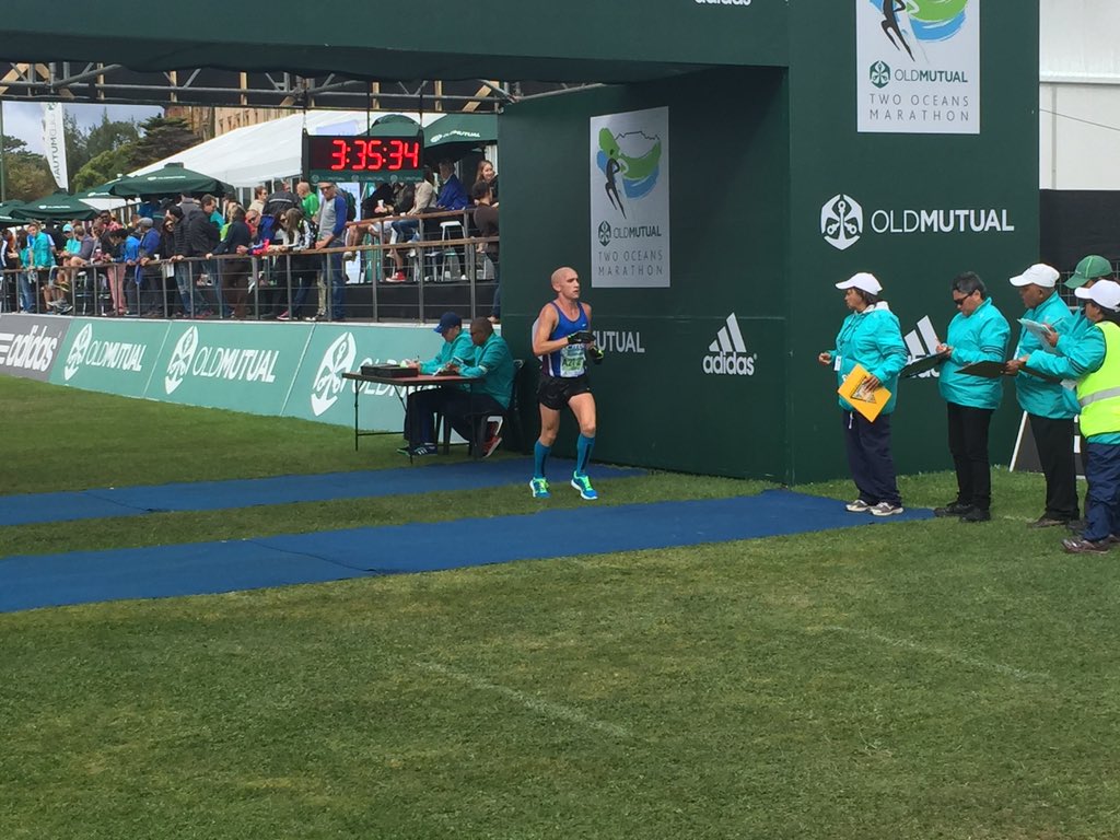 modern_athlete's tweet photo. Craig from @KPMG_SA comes in looking strong .@2OceansMarathon #OMTOM2016 #RunAsOne #runclean https://t.co/AzqB7Tyqly
