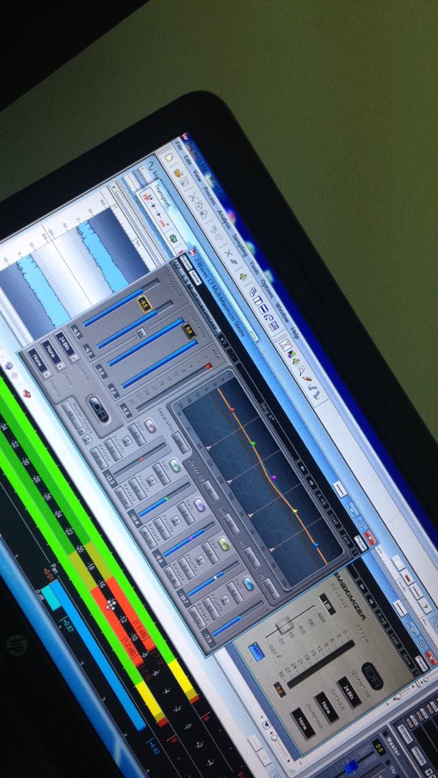 ItsMeOnDaBeAt's tweet image. MORNING VIBES #wavelab