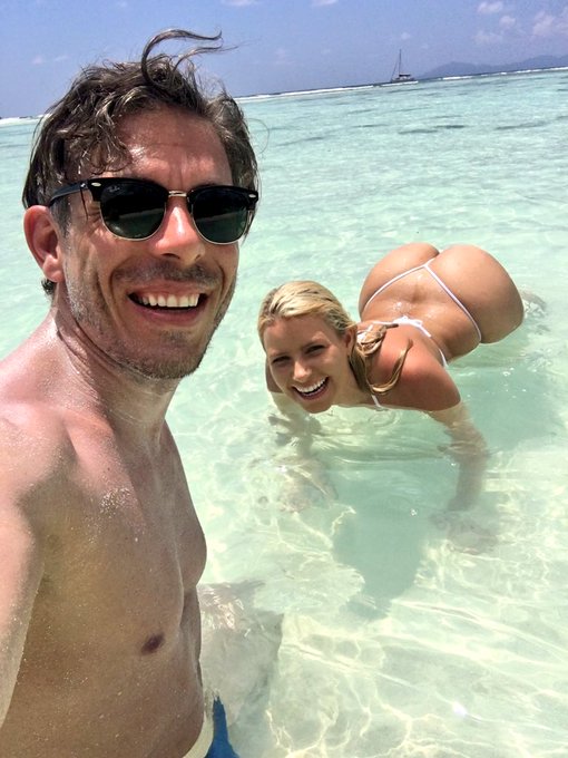 Enjoying the warm clear tropical waters with my love @MickBluexxx #Paradise #AlbriteAss #Vacation https://t<a href="/tag/vacation"class="tags"><span>#vacation</span></a><a href="/tag/paradise"class="tags"><span>#paradise</span></a><a href="/tag/albriteass"class="tags"><span>#albriteass</span></a>