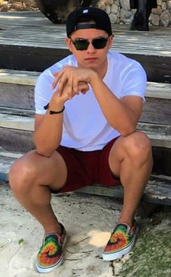 yna_lover's tweet photo. LOVE,MAHAL 😍😘🙊😂 @imdanielpadilla 
#AskDanielSaturday https://t.co/r8K94xnI7m