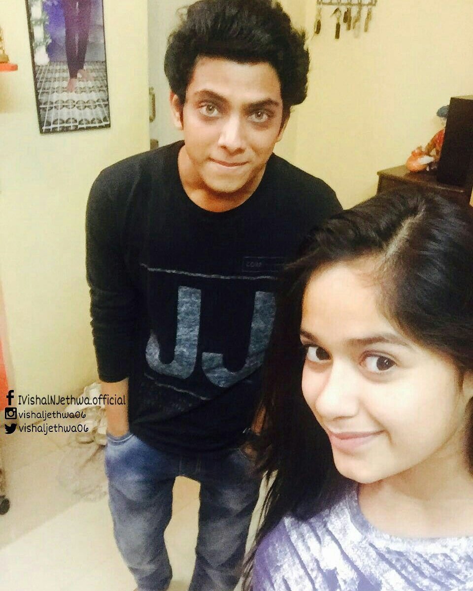 vishaljethwa06's tweet photo. #AkbarPhool https://t.co/bmjEYIcF5t
