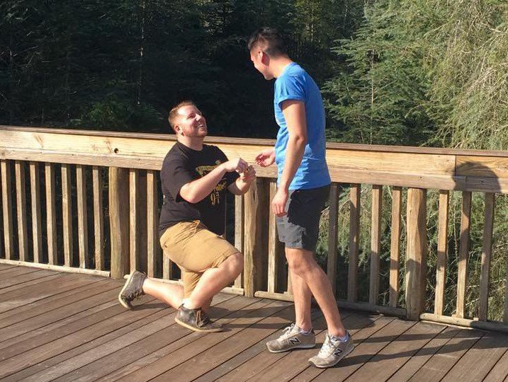 AttitudeMag's tweet photo. Harry Potter fan proposes to boyfriend at Wizarding World of Harry Potter https://t.co/Ov1Fkbc2VY https://t.co/MR7Zw3vf0m