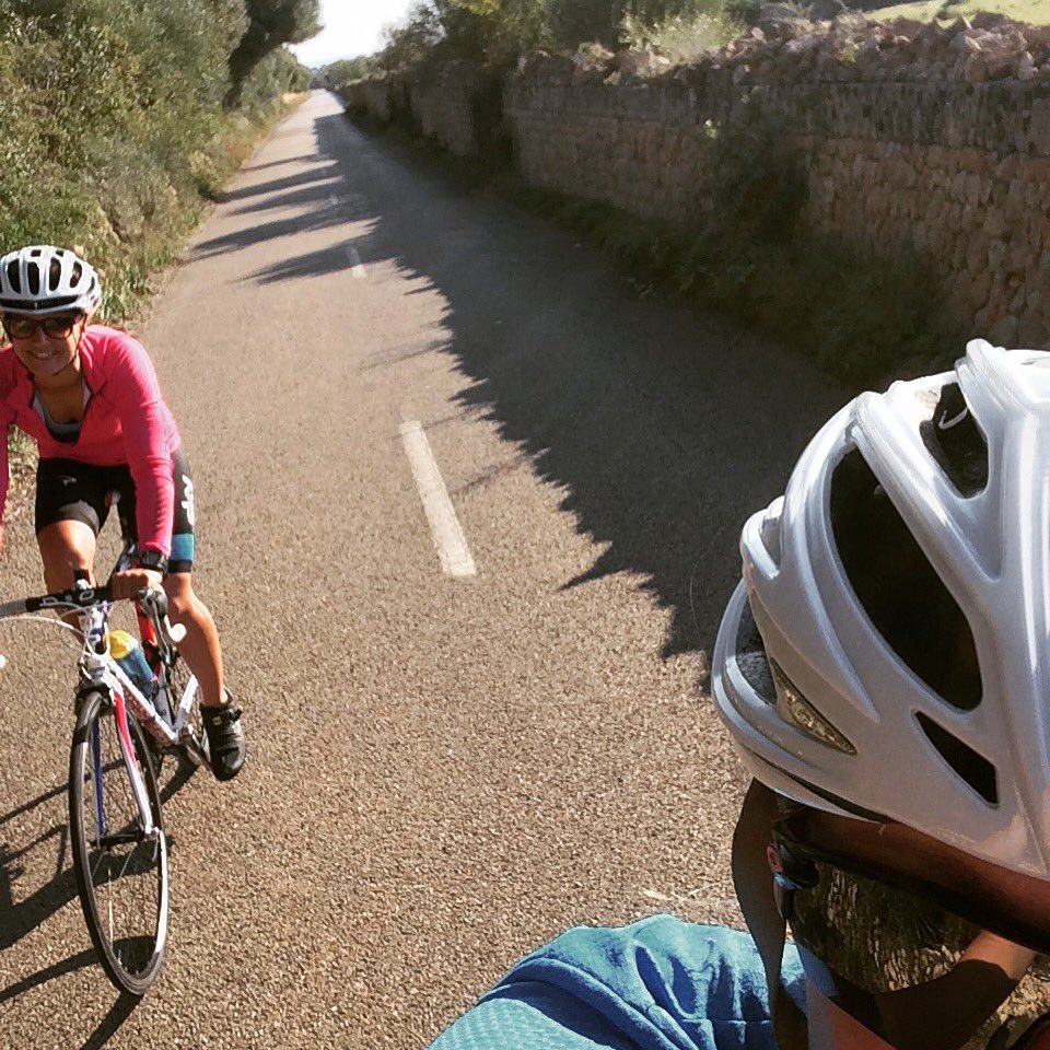 Morning rides in Palma • Beautiful ! 🍋😍🚲 <a href="/ben_nicsailing/">Ben and Nic Sailing</a> 

#Palma #training #mallorca #cycling #roadbike
