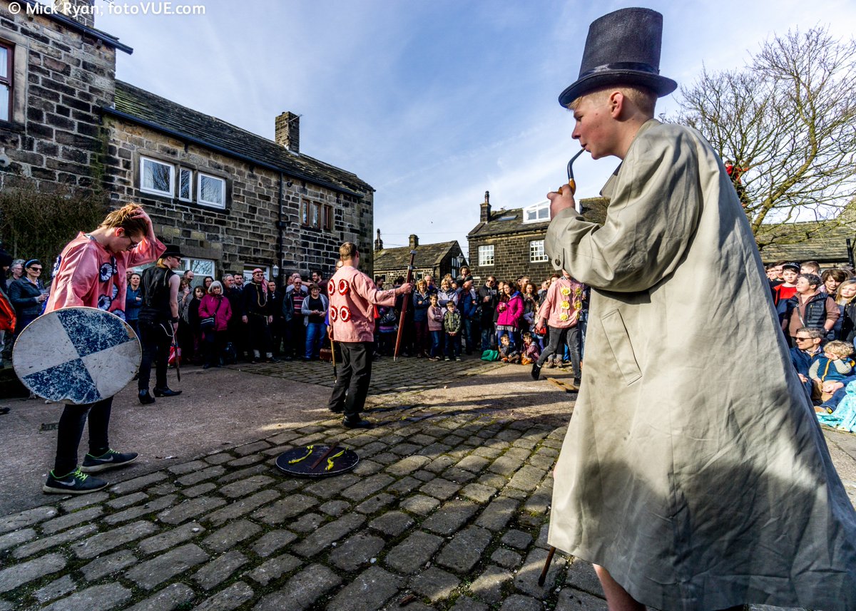 #paceegg at #Heptonstall @hebdenbridgeweb @HebdenBrTimes @hbaf @hebden_roots @RecycleRadioHB #HebdenBridge