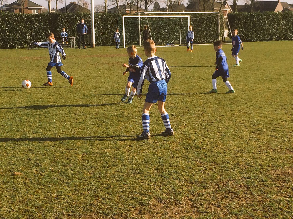 TheFDSAcademy's tweet photo. First game, excellent TEAM performance. #youngprofessions https://t.co/WXfYjMtjo0