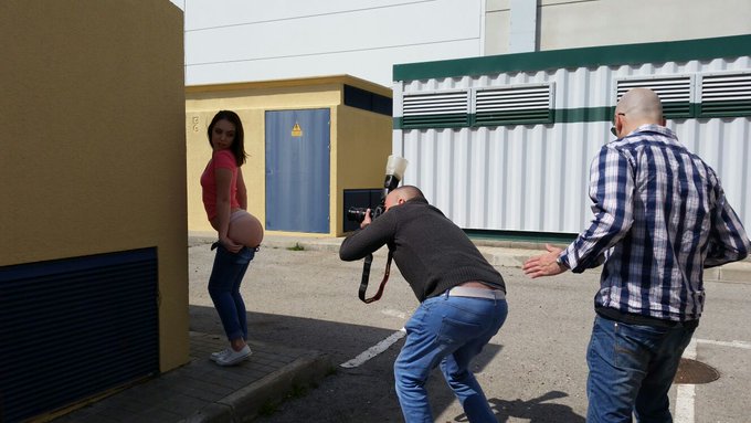 Rodando hoy para @TeamSkeet con el supeer @ROBINREIDX. 😏😏😈😈✌ https://t.co/pOpj45znc6<a class="tags" href="/tag/teamskeet">@teamskeet</a><a class="tags" href="/tag/robinreidx">@robinreidx</a><a href="/tag/mvsales"class="tags"><span>#mvsales</span></a>