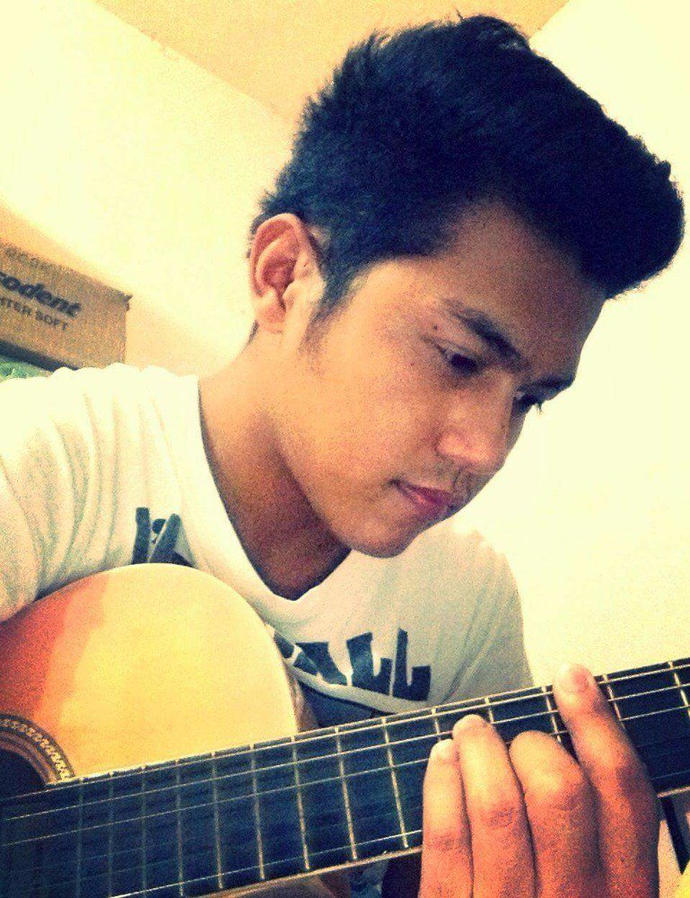 pete_angelo95's tweet photo. Ur always be beautiful in my eyes... 
 Lalalalalala 😊
kakantahan kita ha 😆 https://t.co/XY4sSsNtvq