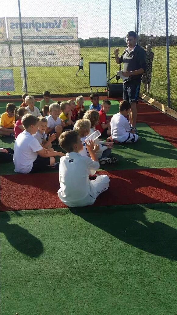 HaverfordwestCC's tweet photo. Easter Cricket Camps on 31st March and 1st April #BookNow https://t.co/Fsg03XSm7W