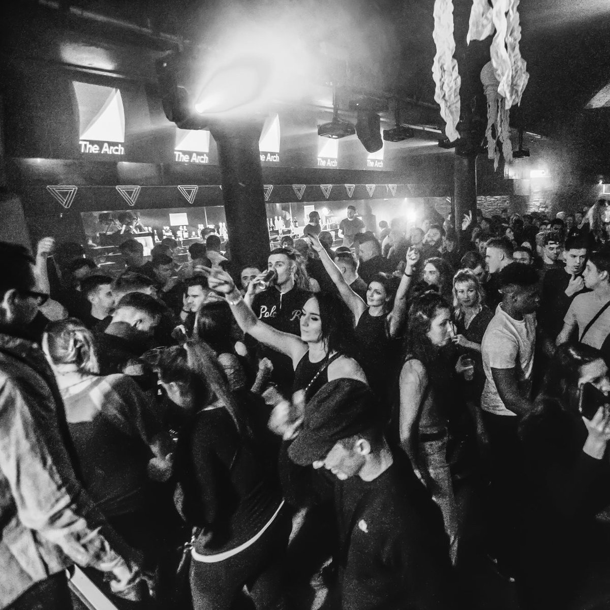 Without the people who turn up and party like there's no tomorrow, there'd be no Oberres, so we thank you all!