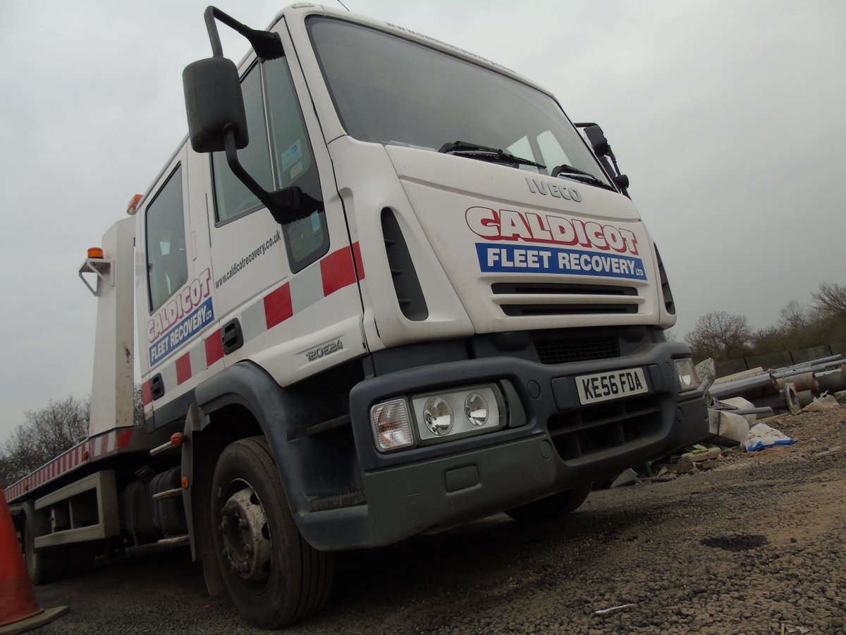 One of our Lights at our J5 M5 Contraflow Recovery site! #Recovery #Truckers