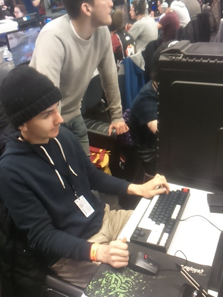 gloupi78's tweet photo. @aAa_DnS en 3-0 pendant les phases de poules. #ga2015 @aAaGaming https://t.co/XA3sRhTANh