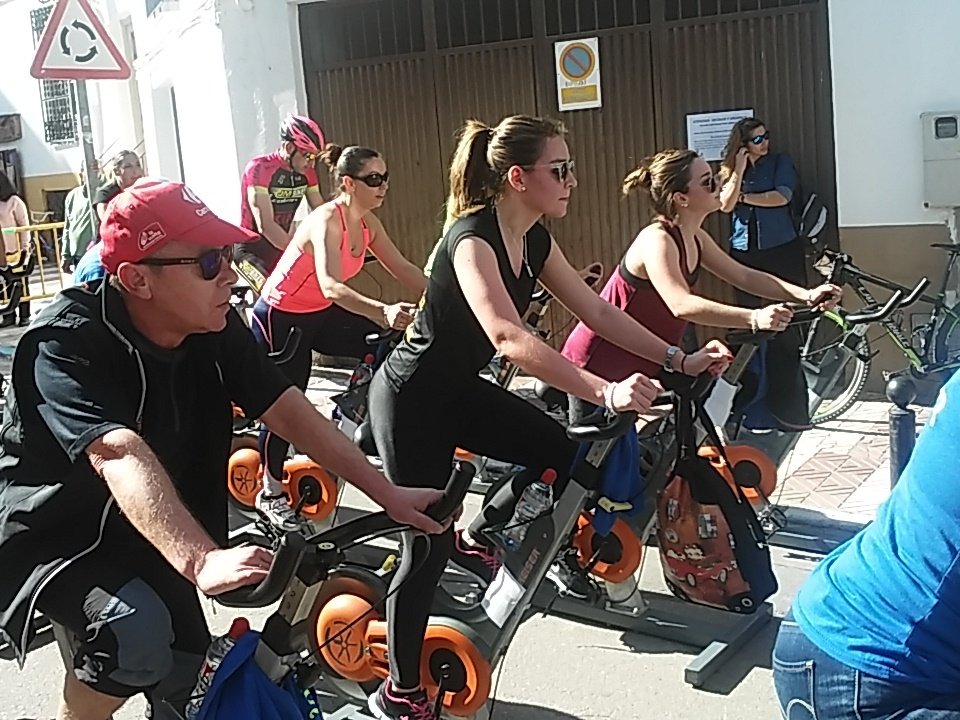 OpenLanjaron's tweet photo. El espectáculo del spinning ya está en marcha #openexperience https://t.co/rU9oKsPFqH
