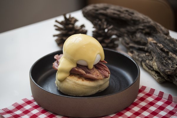 ArnaudPlate's tweet image. We have just the cure for any #GoodFriday hangovers! #Springdining w/ @PerrierJouet_UK #brunch