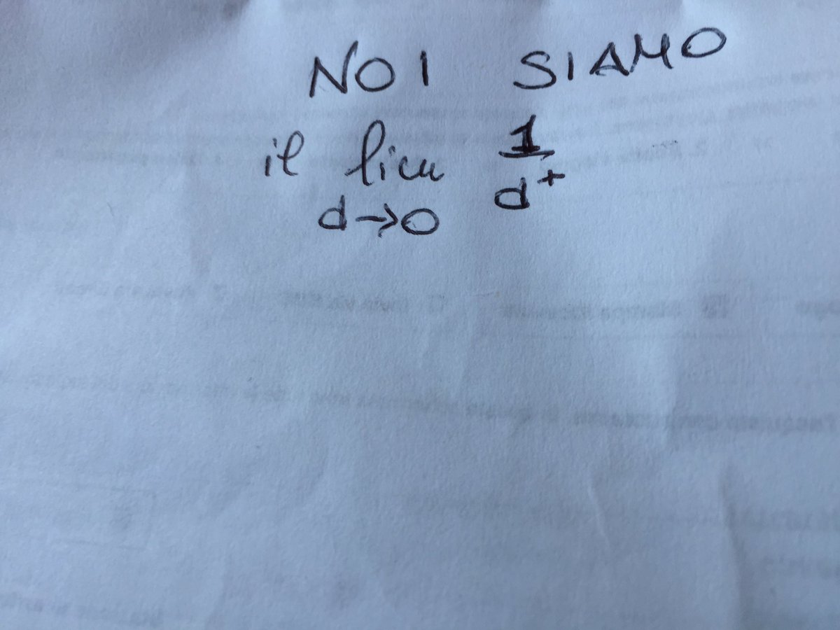 AlessandroBias2's tweet photo. @alessiobernabei ascoltando la tua hit abbiamo pensato a questa equazione 😂😂 #top #ingegneri https://t.co/e4FiEY0MSG