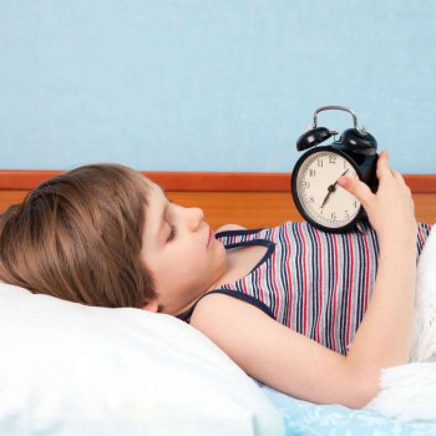 antena3com's tweet image. Llega de nuevo el cambio de hora, ¿cómo ayudar a los niños a acostumbrarse al horario? atres.red/gq7ff