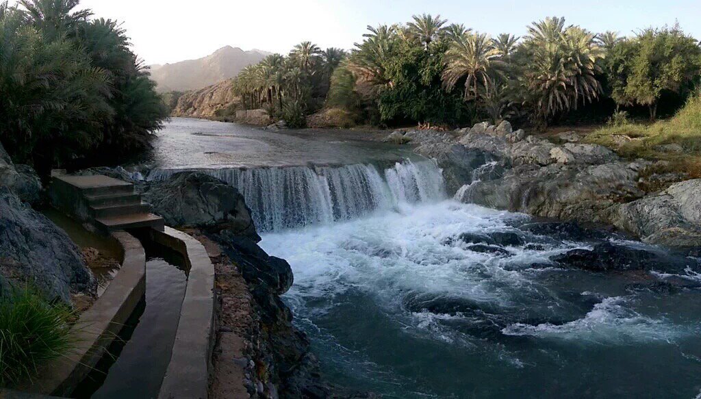 * شلالات الحوقين صباح اليوم .

منقول