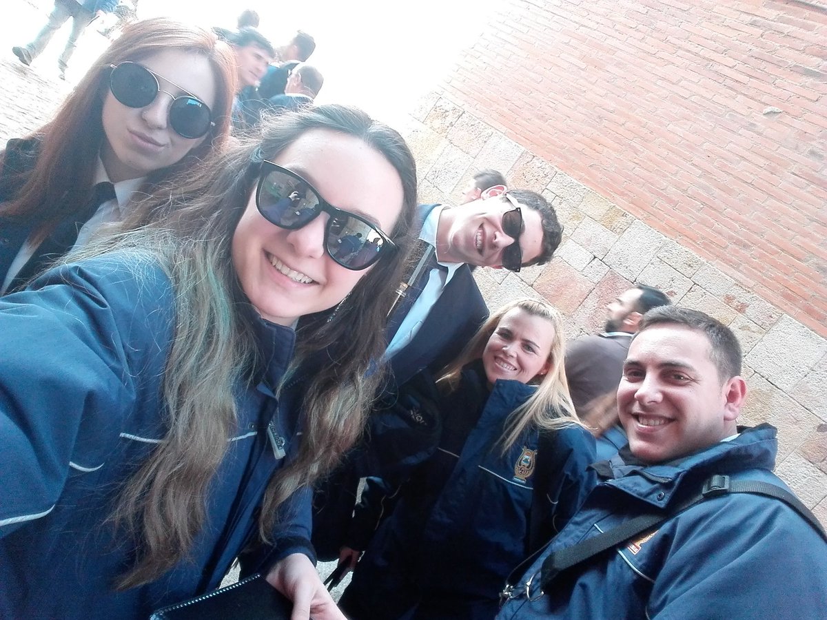 Vity_Moren's tweet photo. Muy buena Semana Santa la de este año con la @oficial_BMT !!! #HacenLoQuePueden https://t.co/u6tnpBKrKH