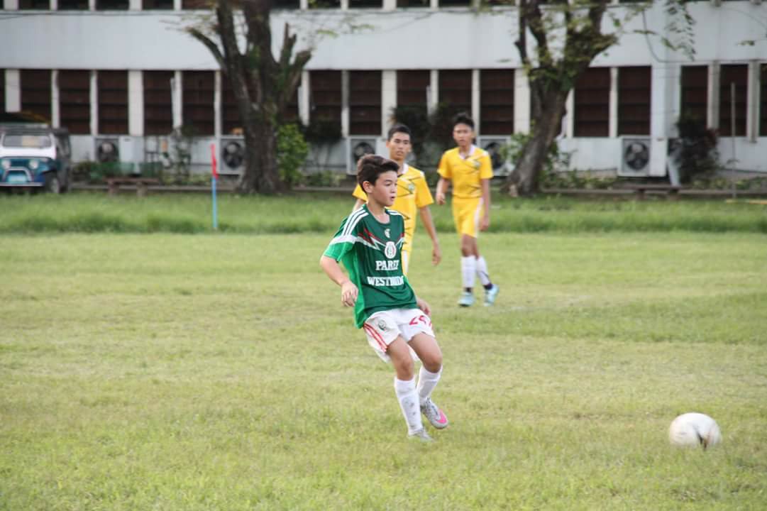 JohnQueen14's tweet photo. @pewdiepie #CuteBoysCuteBoys #MatthewV in action #Football34 https://t.co/VJhS6TceJP
