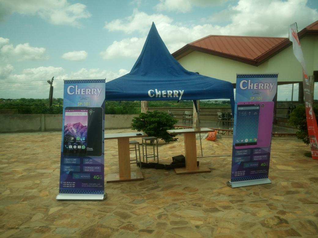 pecosali's tweet photo. #EasterGreatEscape with @CherryElectGh @official4SYTETV #Avakpedome https://t.co/2Wv5lUu0Cp